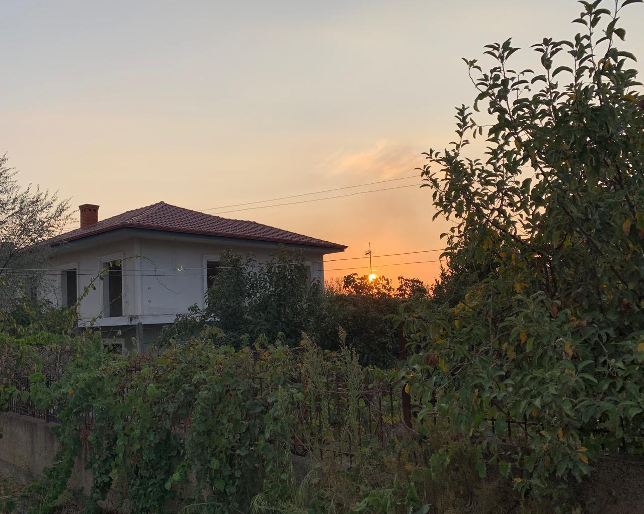 2 Apartamente + Tokë 336 m² në Gjirin e Lalzit – Maminas | 165.000 €