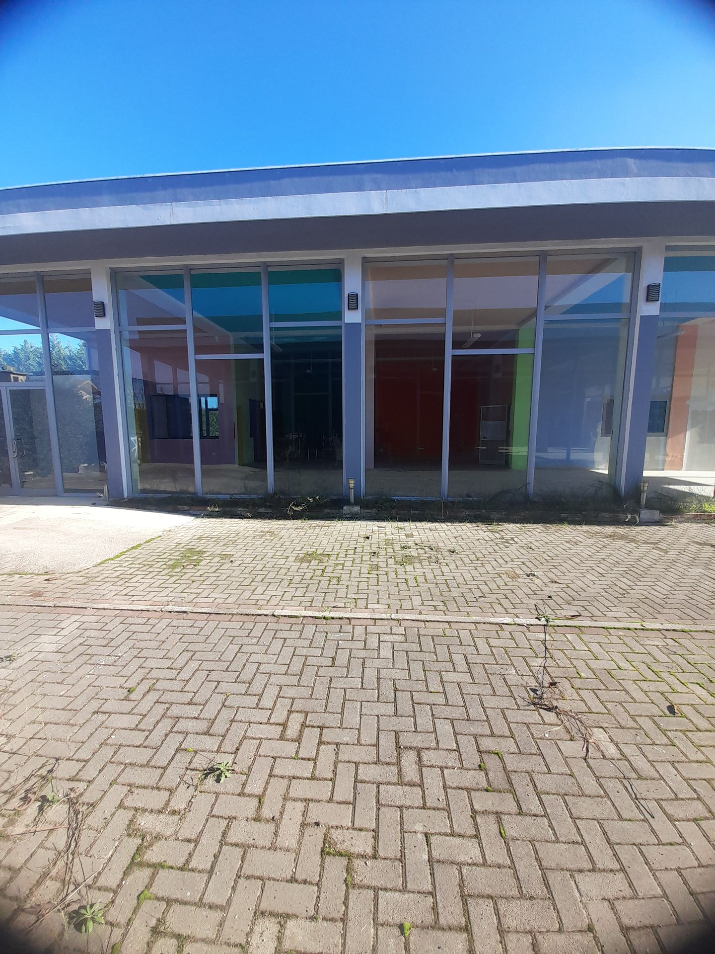 Shitet Objekt Komercial (2 Dyqane/Ambiente Biznesi) – Rruga Maliq Muço, Xhafzotaj